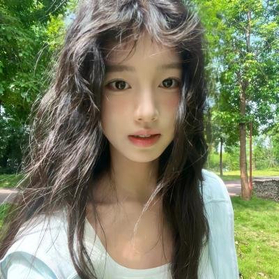石榴裙下